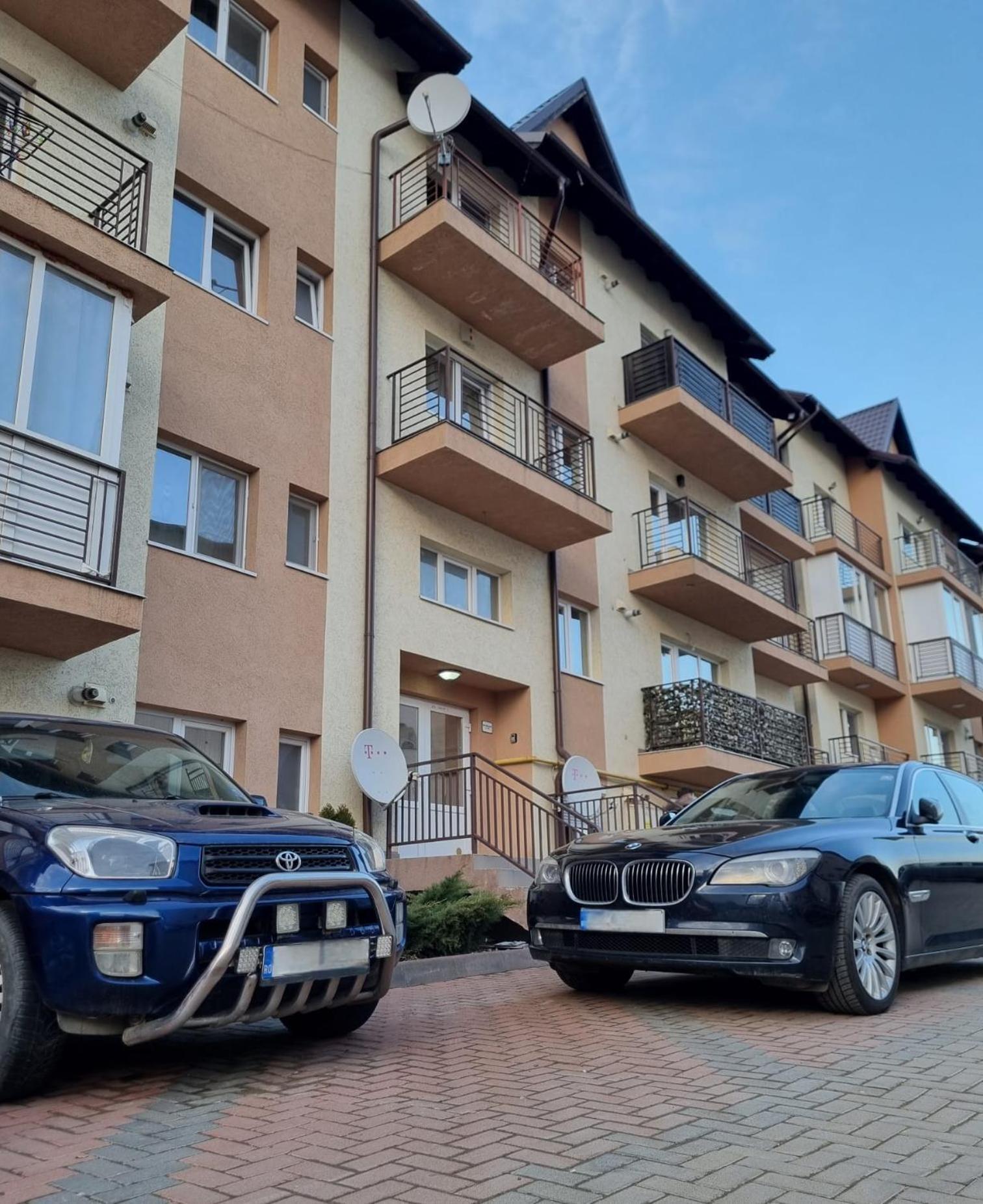 56кв.м. 1 спалень, 1 окремих ванних Квартира в Centru Сучава Екстер'єр фото